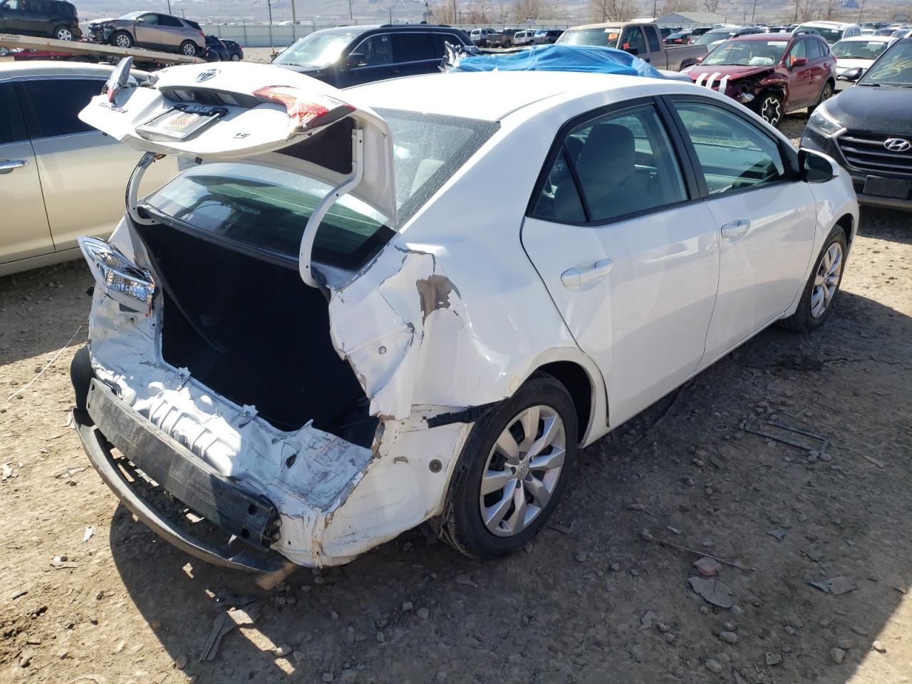 Photo 4 from auction – 2016 TOYOTA COROLLA L with VIN 5YFBURHEXGP523902