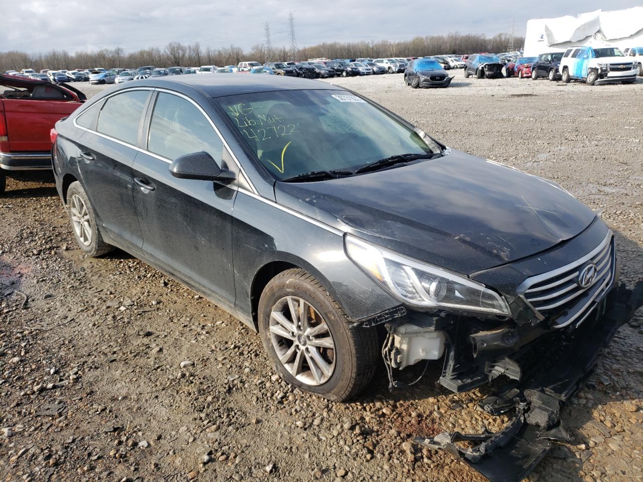 Photo 1 from auction – 2015 HYUNDAI SONATA SE with VIN 5NPE24AF3FH157253