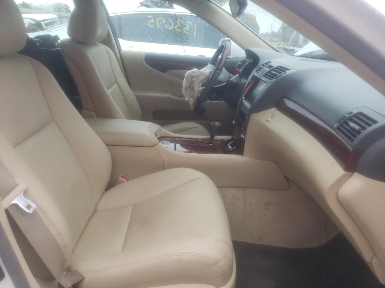 Photo 5 from auction – 2009 LEXUS LS 460 with VIN JTHBL46F295085439