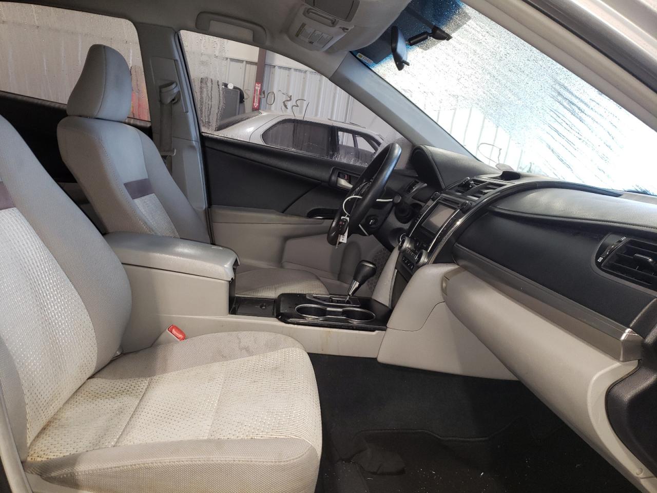 Photo 5 from auction – 2013 TOYOTA CAMRY L with VIN 4T1BF1FK2DU213869