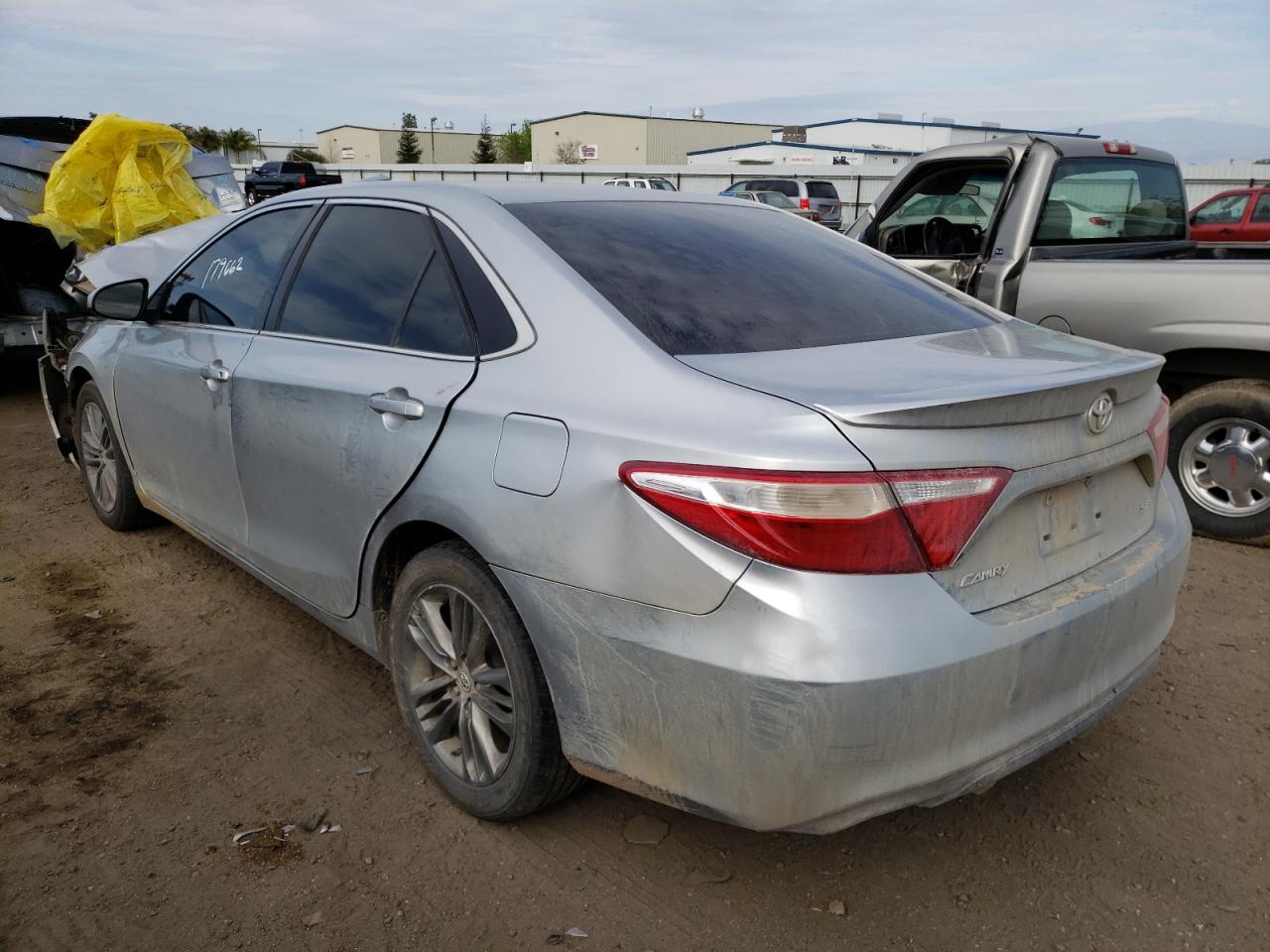 Photo 3 from auction – 2015 TOYOTA CAMRY LE with VIN 4T1BF1FK3FU005017