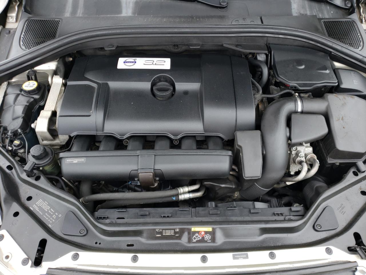 Photo 7 from auction – 2012 VOLVO XC60 3.2 with VIN YV4952DL1C2252970