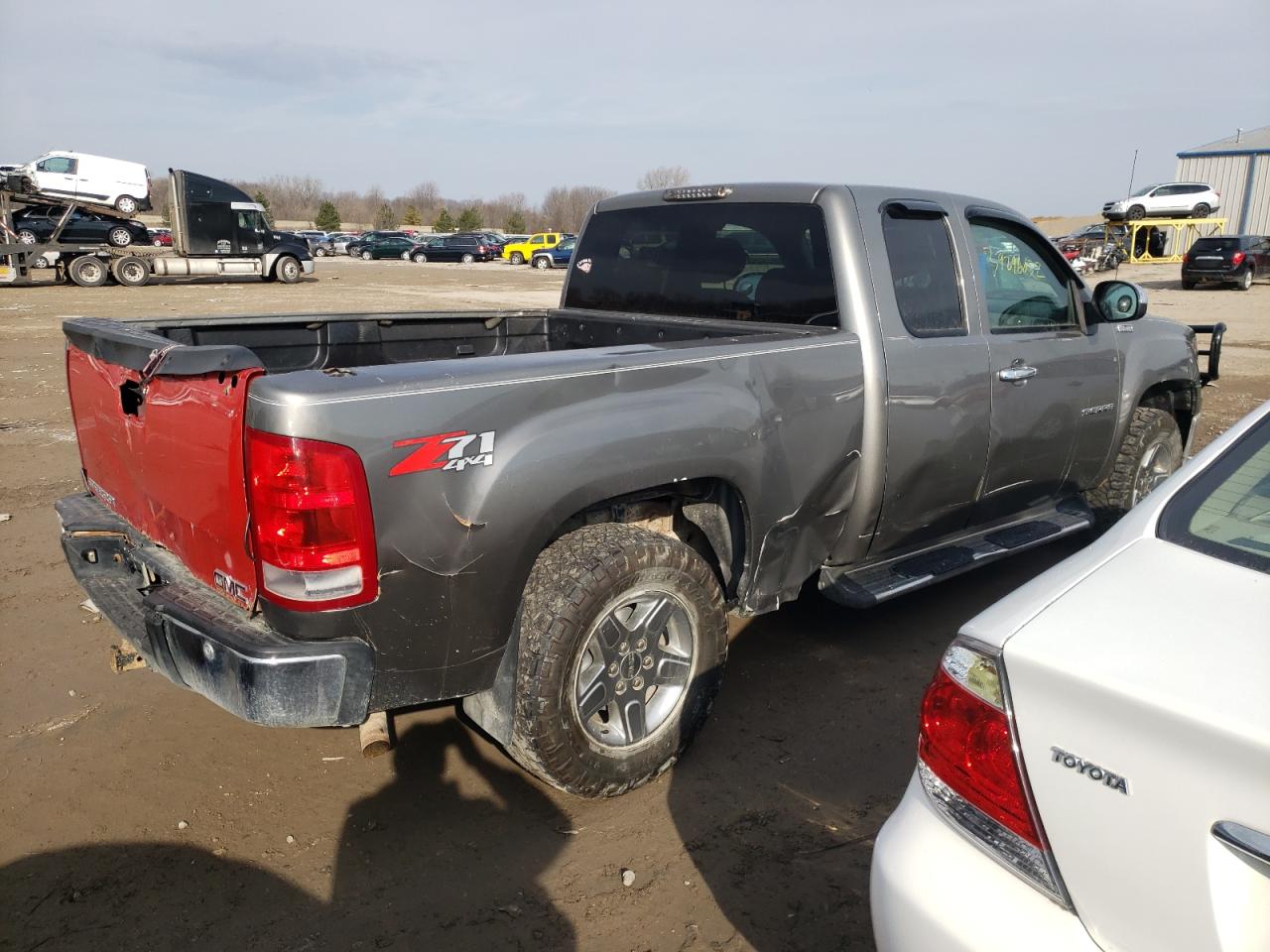 Photo 4 from auction – 2012 GMC SIERRA K15 with VIN 1GTR2VE78CZ306674