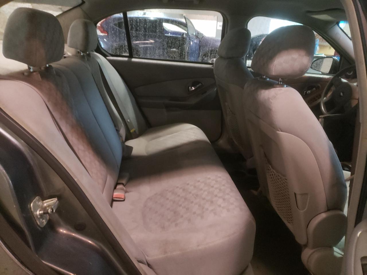 Photo 6 from auction – 2004 CHEVROLET MALIBU LS with VIN 1G1ZT52884F113673