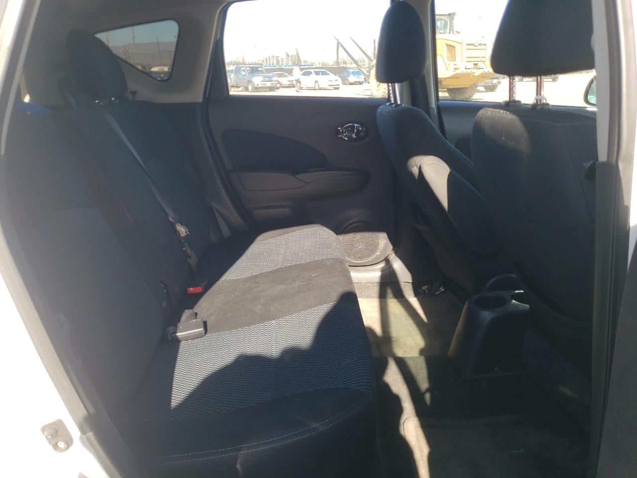 Photo 6 from auction – 2014 NISSAN VERSA NOTE with VIN 3N1CE2CP9EL416130