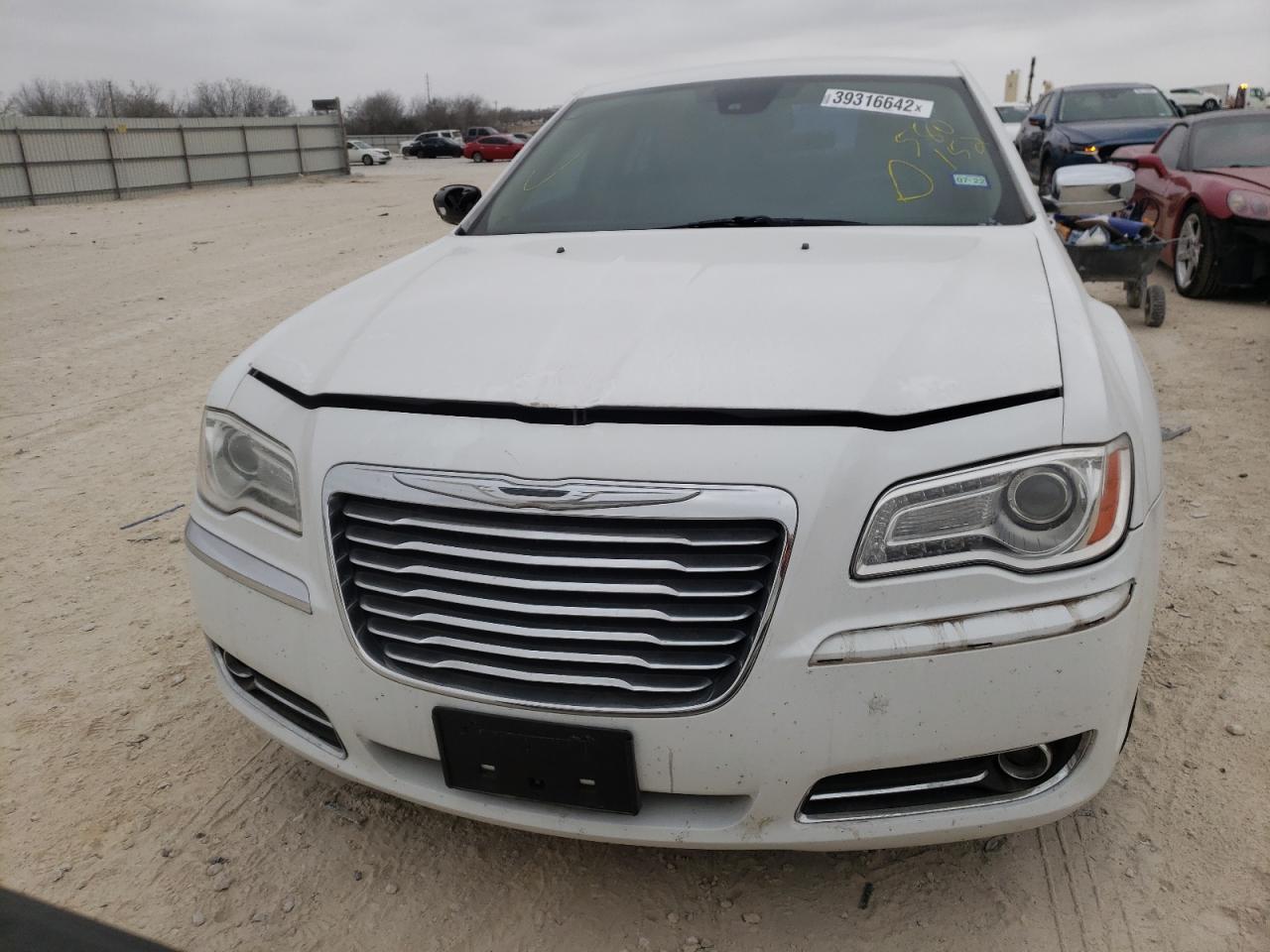 Photo 9 from auction – 2011 CHRYSLER 300 LIMITE with VIN 2C3CA5CG1BH580152