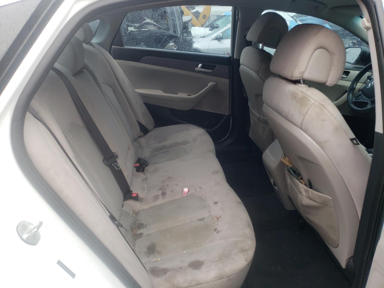 Photo 6 from auction – 2016 HYUNDAI SONATA SE with VIN 5NPE24AF4GH274955