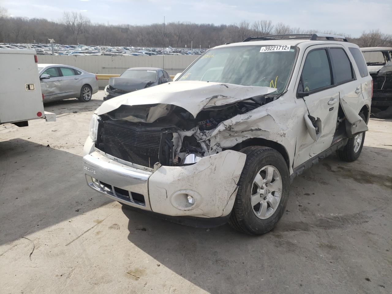 Photo 2 from auction – 2012 FORD ESCAPE LIM with VIN 1FMCU9EG0CKB95162