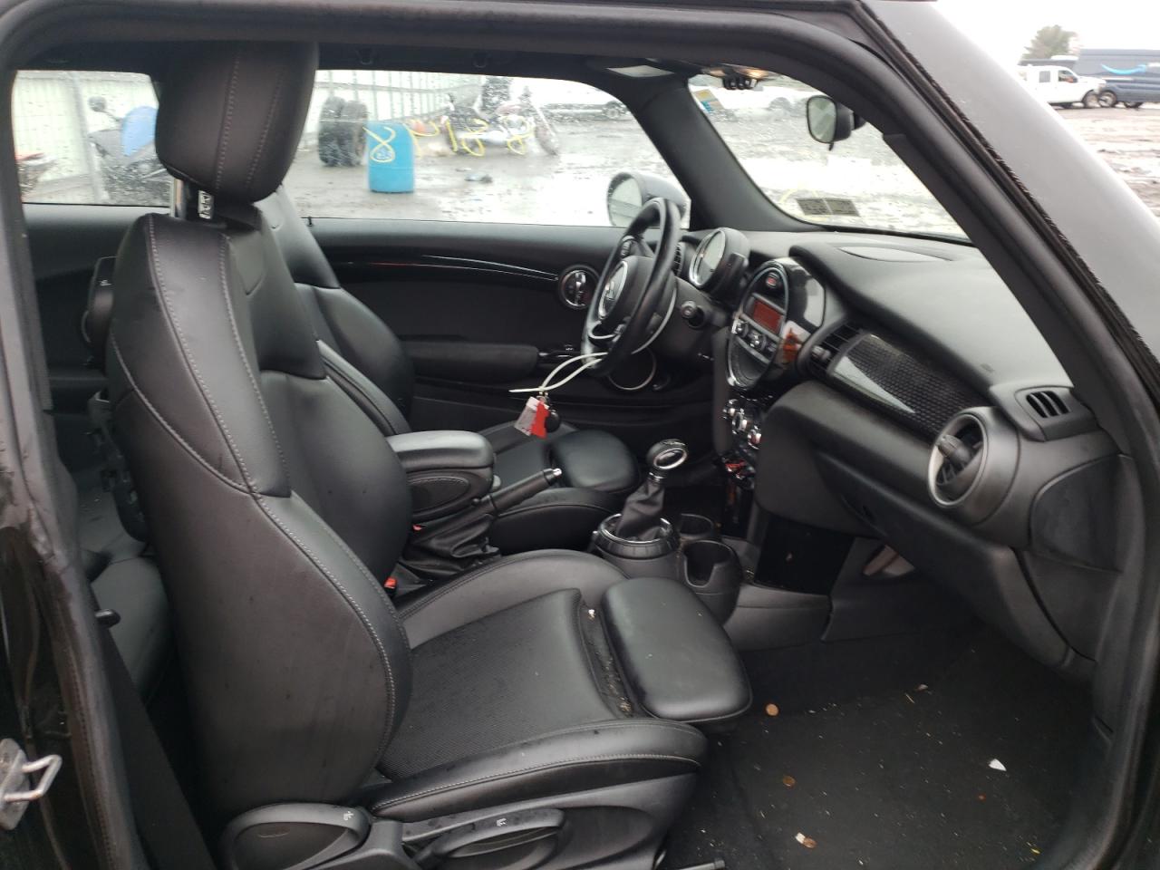 Photo 5 from auction – 2014 MINI COOPER S with VIN WMWXM7C51ET925778