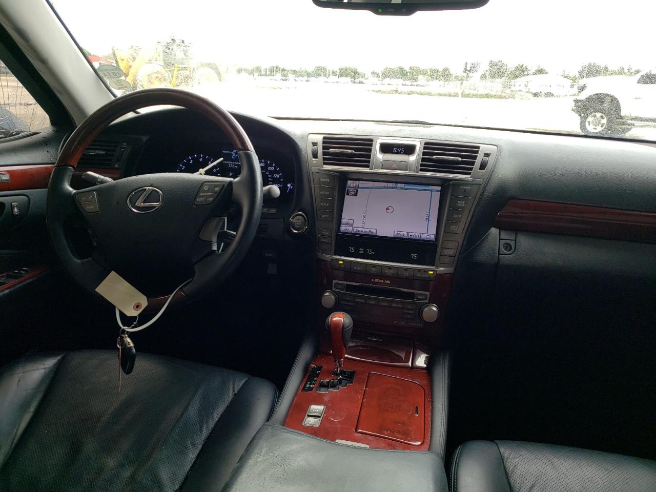 Photo 9 from auction – 2011 LEXUS LS 460 with VIN JTHBL5EF9B5103450