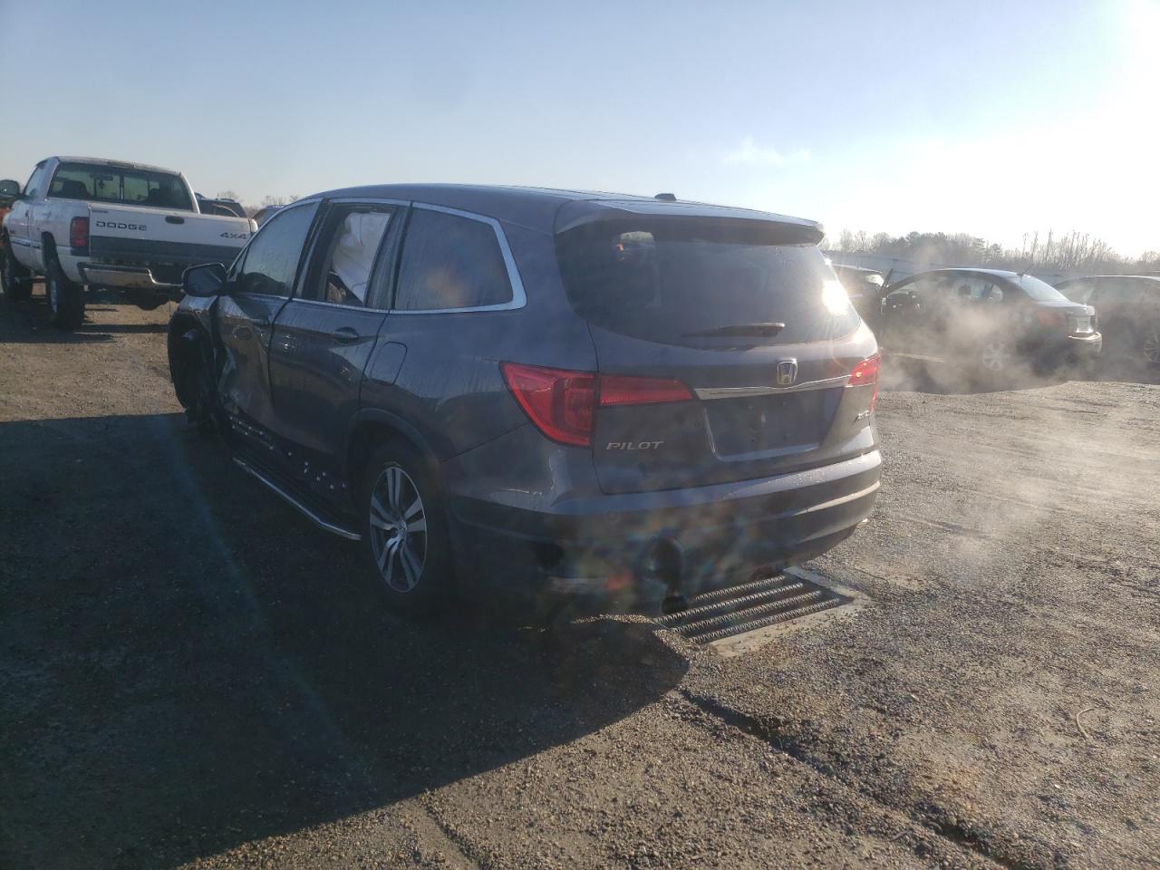 Photo 3 from auction – 2017 HONDA PILOT EXL with VIN 5FNYF6H59HB043480