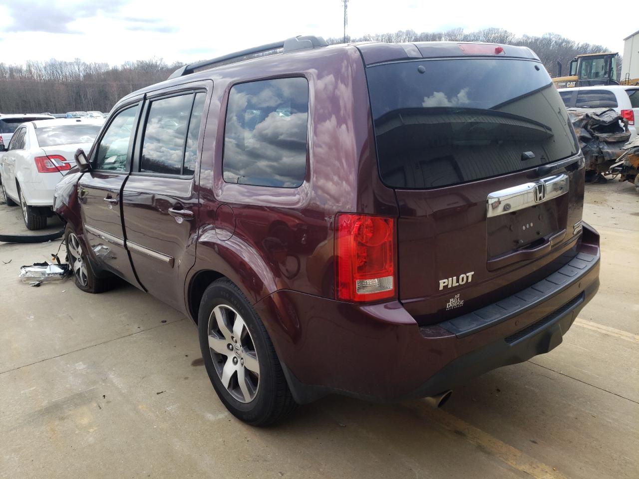 Photo 3 from auction – 2012 HONDA PILOT TOUR with VIN 5FNYF4H97CB078180