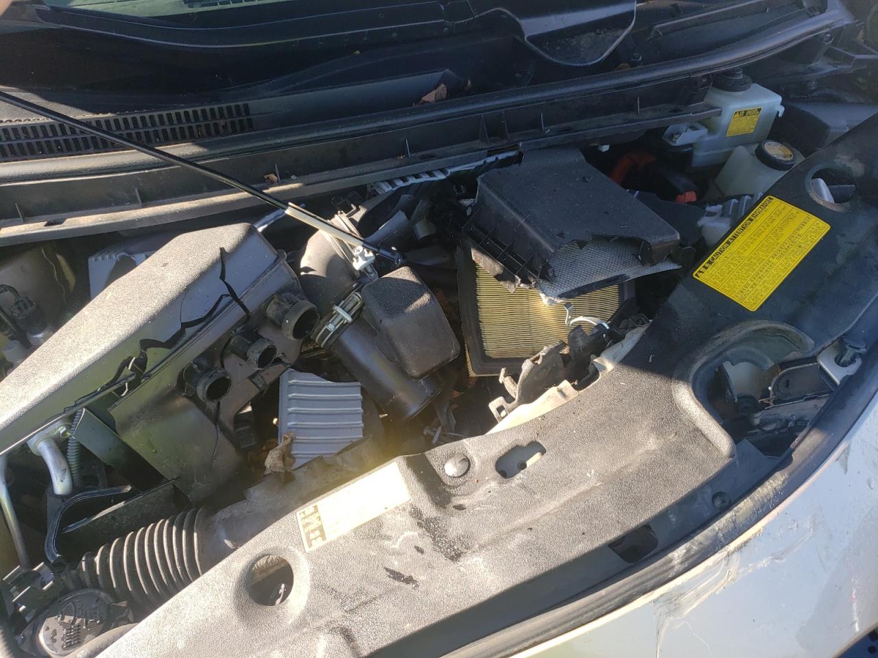 Photo 7 from auction – 2011 TOYOTA PRIUS with VIN JTDKN3DU5B0272393