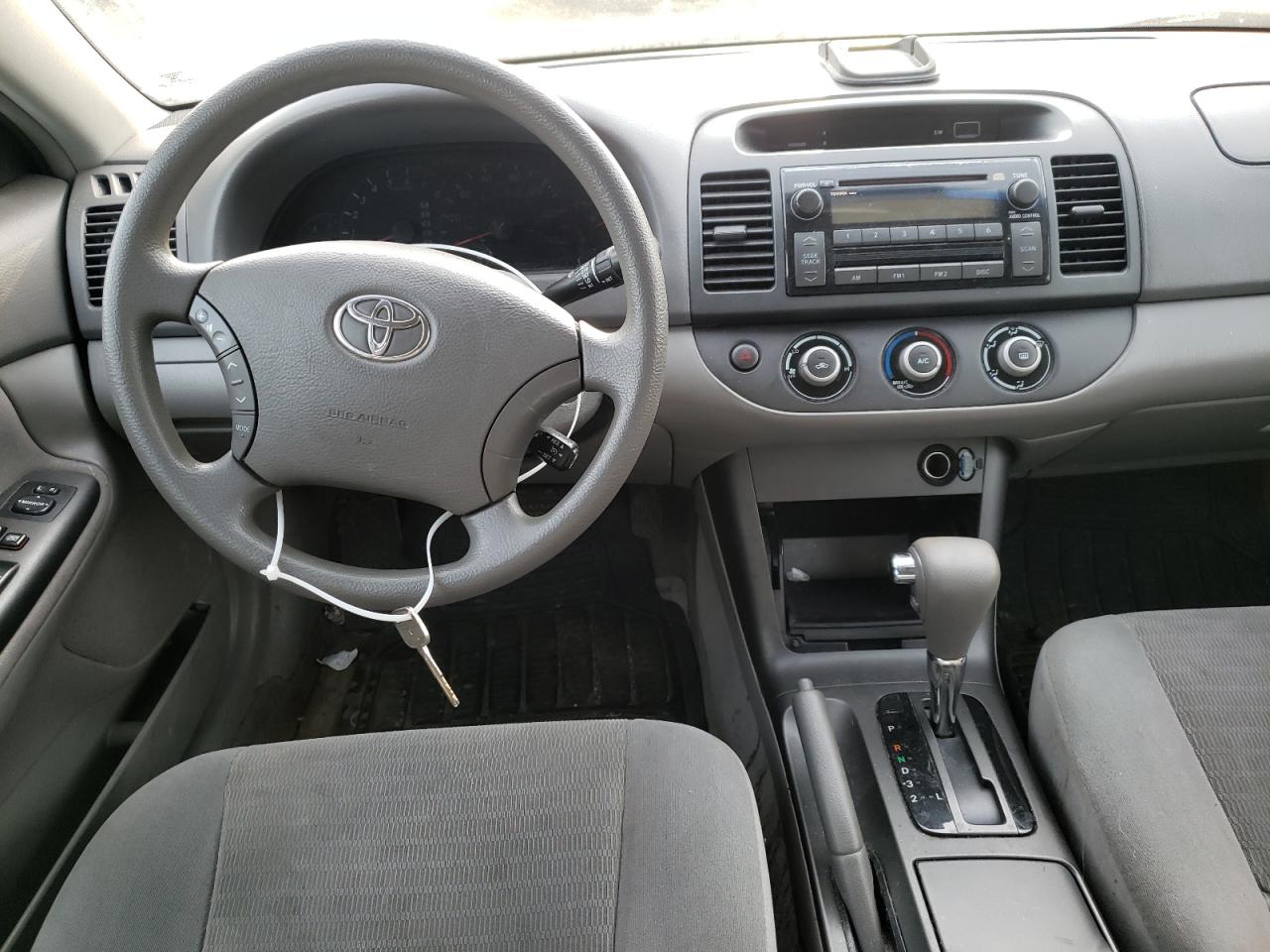 Photo 9 from auction – 2005 TOYOTA CAMRY LE with VIN 4T1BE32K15U515546