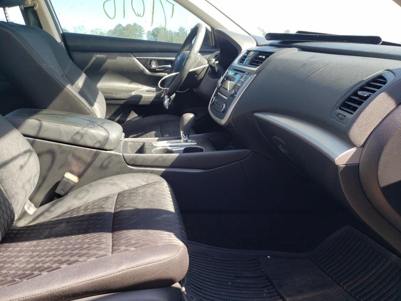 Photo 5 from auction – 2018 NISSAN ALTIMA 2.5 with VIN 1N4AL3AP2JC274623