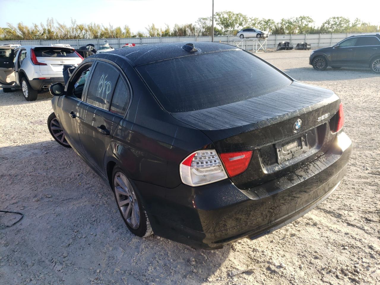 Photo 3 from auction – 2011 BMW 3 SERIES with VIN WBAPK5C51BA660989