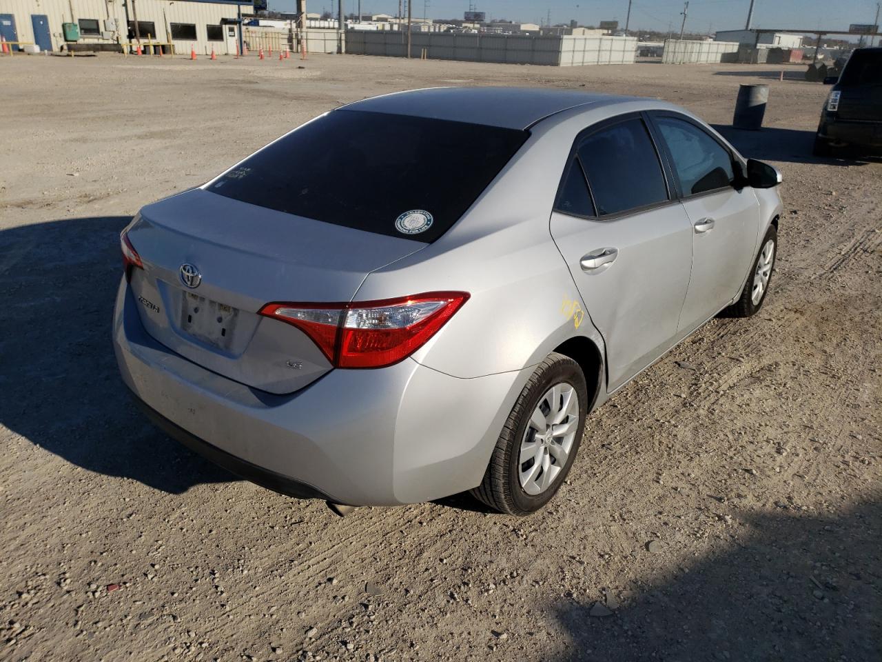 Photo 4 from auction – 2015 TOYOTA COROLLA L with VIN 5YFBURHEXFP242486