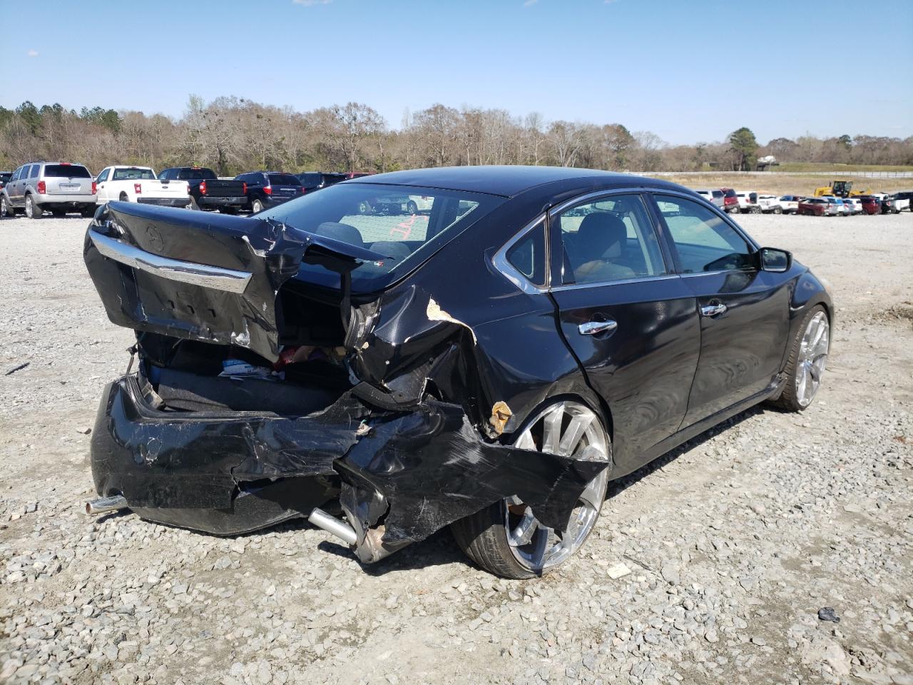 Photo 4 from auction – 2015 NISSAN ALTIMA 2.5 with VIN 1N4AL3AP2FC588196