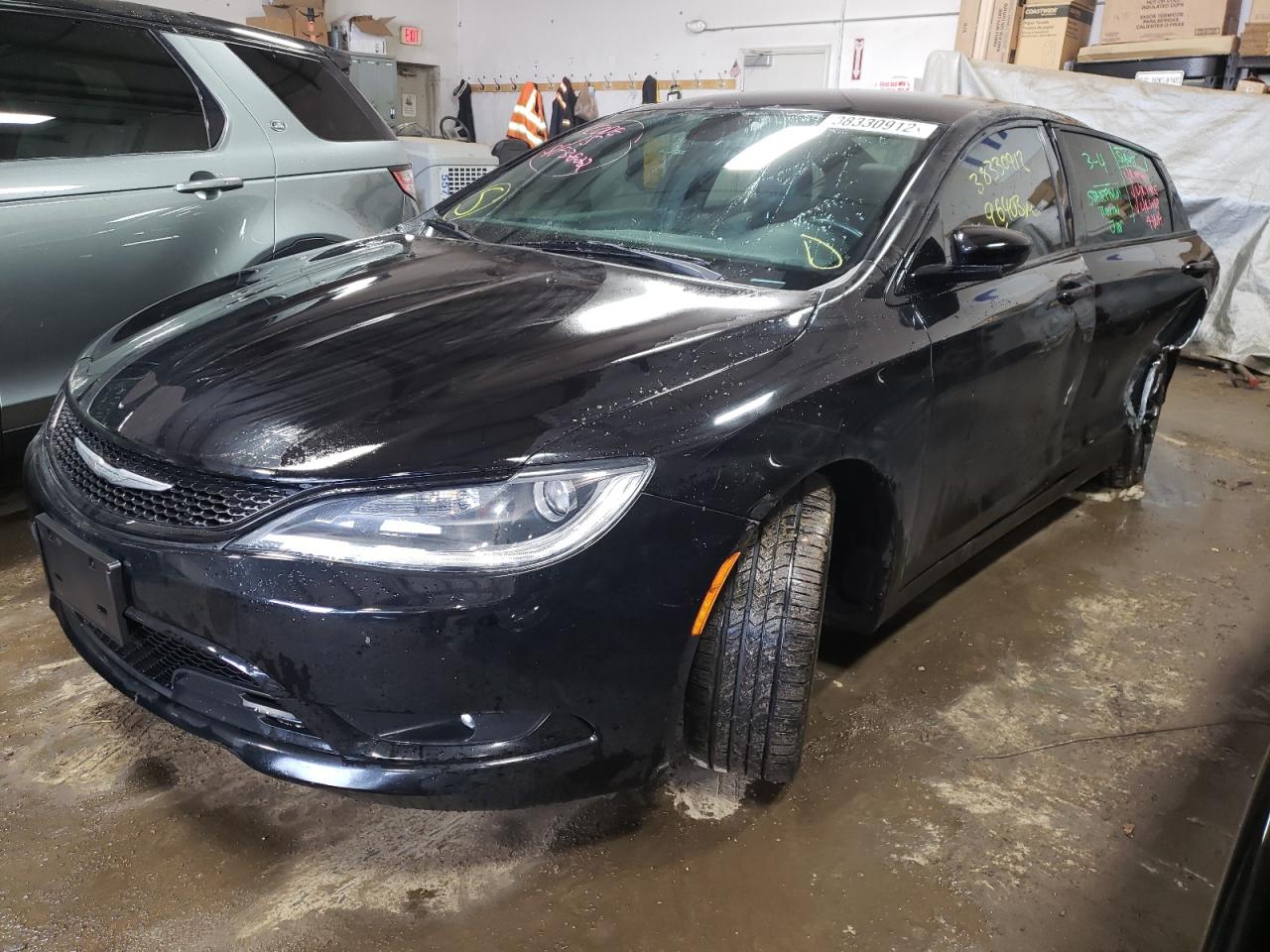 Photo 2 from auction – 2015 CHRYSLER 200 S with VIN 1C3CCCBB1FN658088