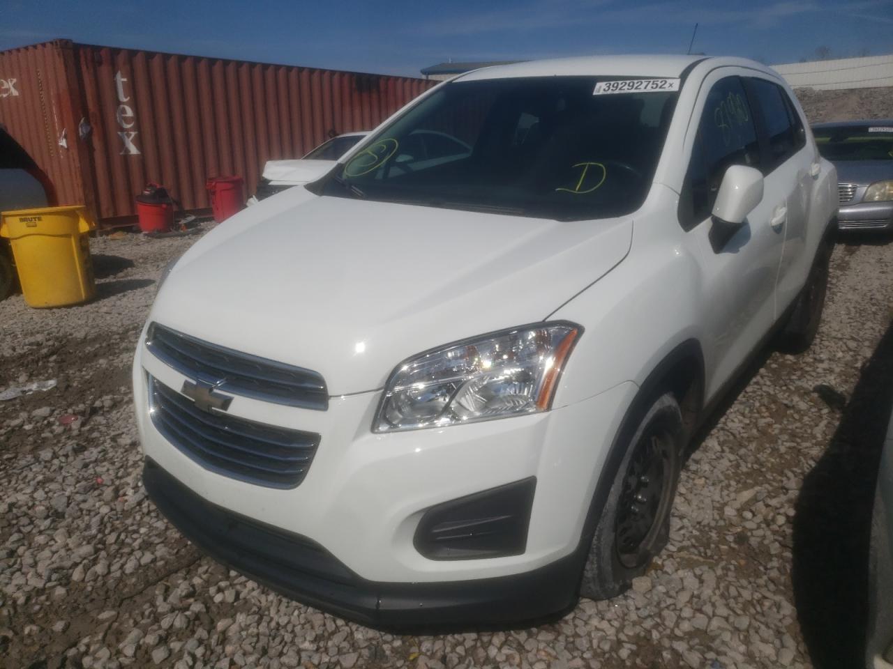 Photo 2 from auction – 2016 CHEVROLET TRAX LS with VIN KL7CJKSB6GB753628