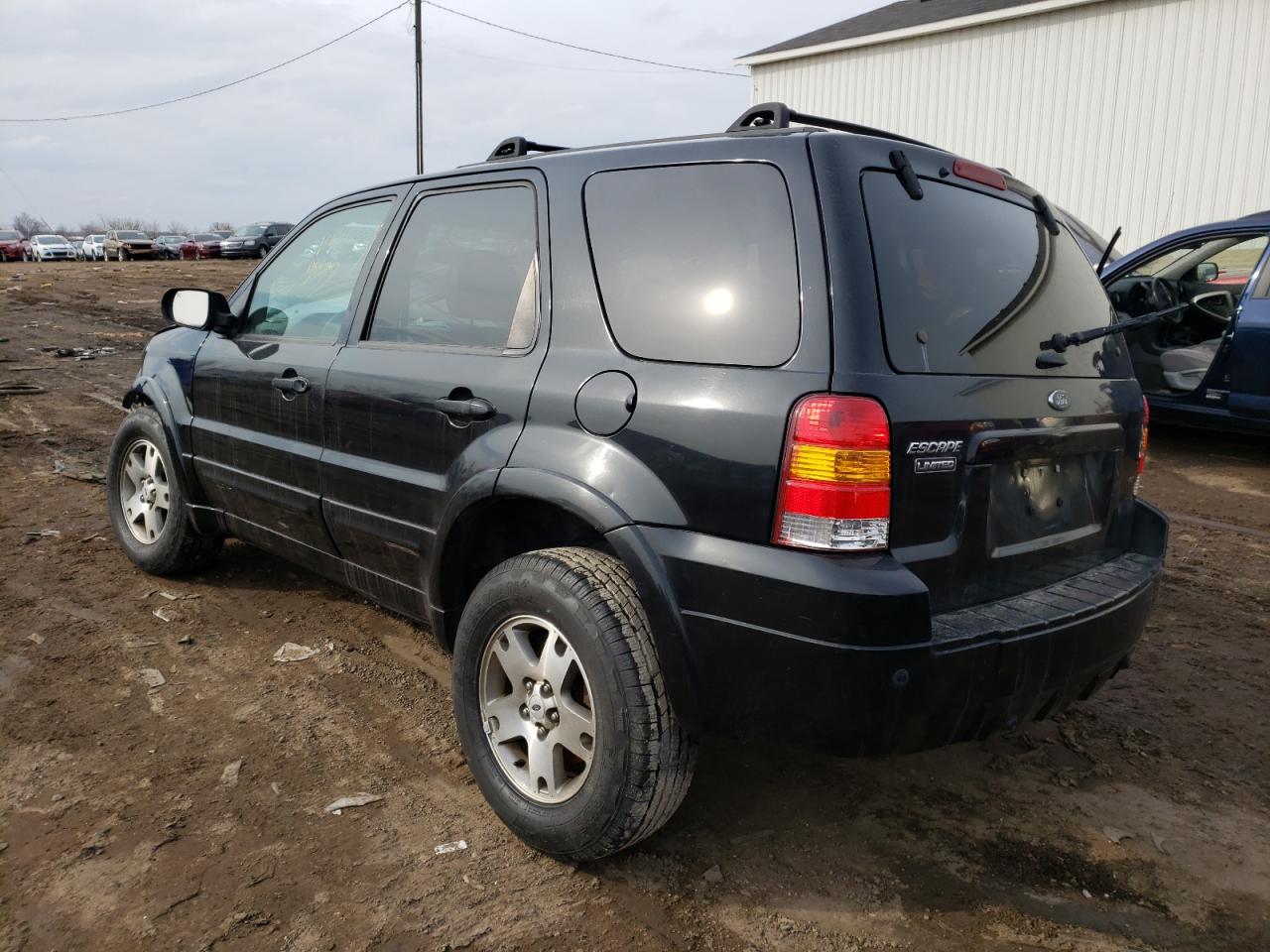 Photo 3 from auction – 2005 FORD ESCAPE LIM with VIN 1FMYU94115KA56308