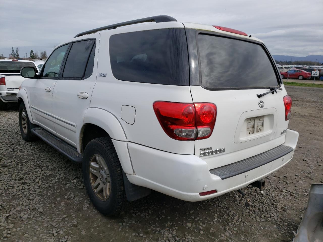 Photo 3 from auction – 2005 TOYOTA SEQUOIA SR with VIN 5TDZT34A05S251673