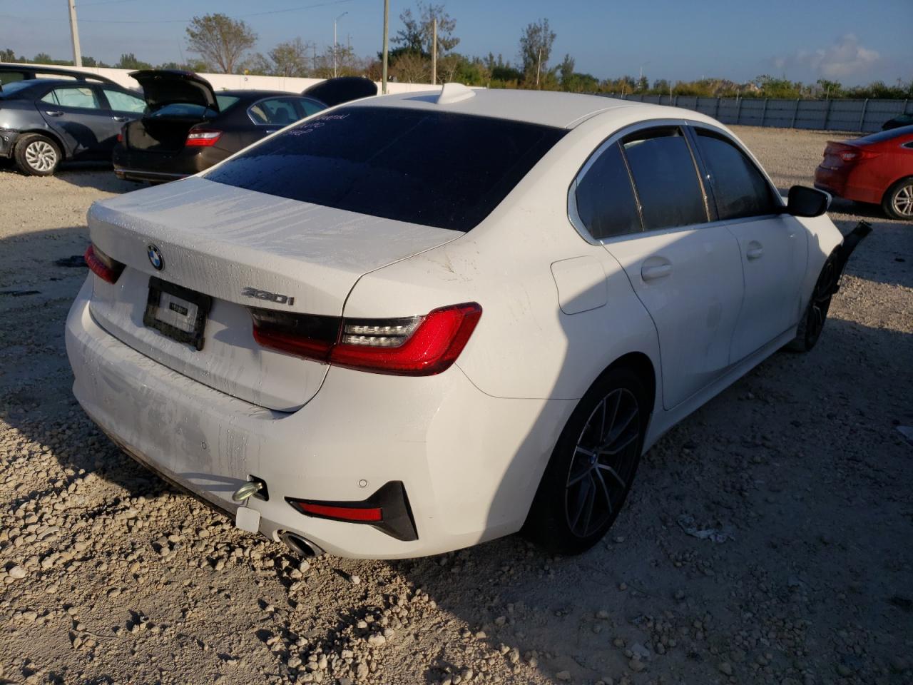Photo 4 from auction – 2021 BMW 330I with VIN 3MW5R1J02M8B59157
