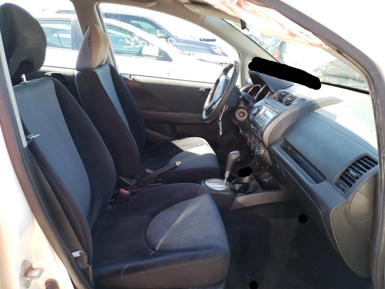 Photo 5 from auction – 2007 HONDA FIT S with VIN JHMGD38627S017151