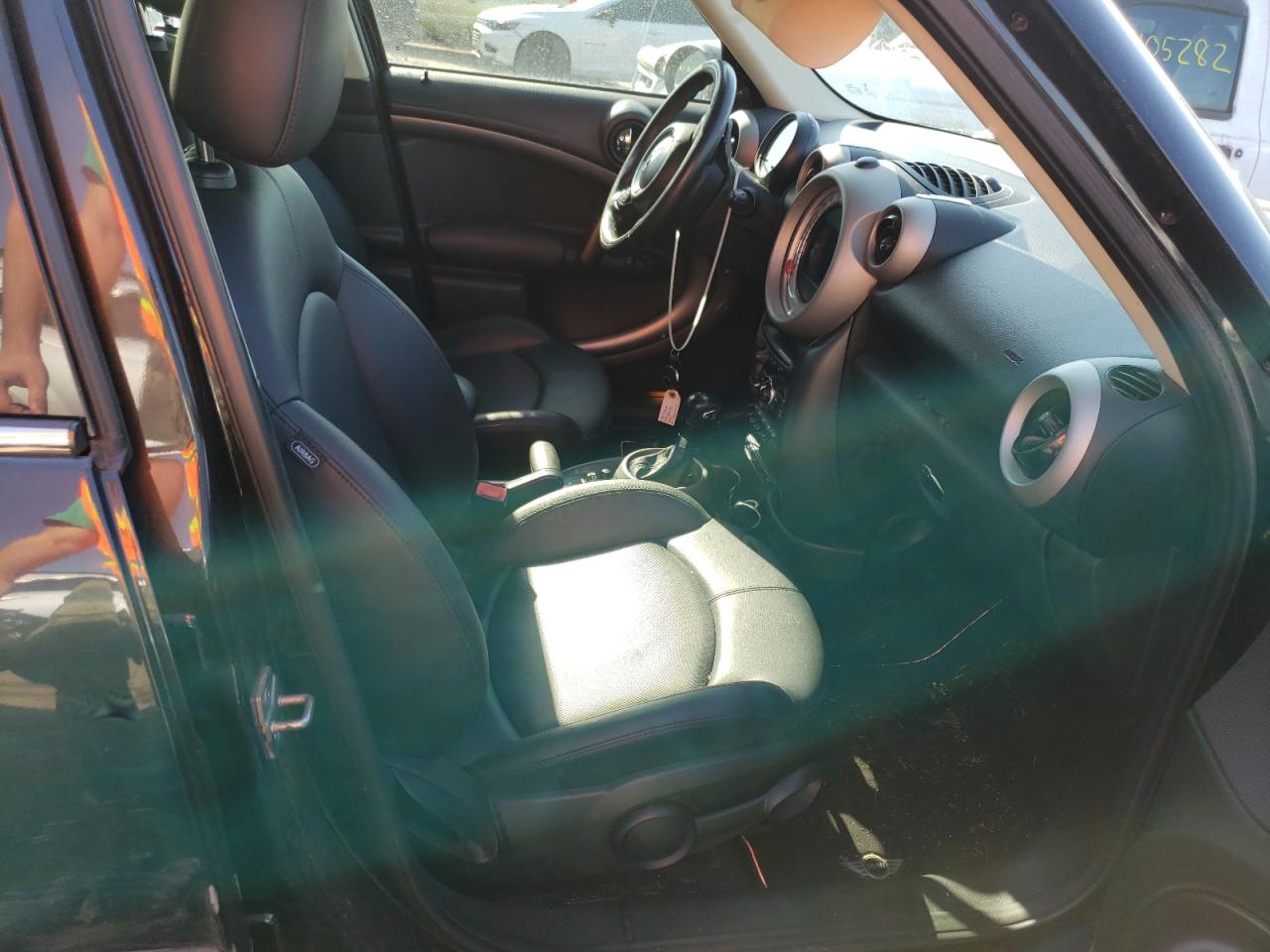 Photo 5 from auction – 2012 MINI COOPER S C with VIN WMWZC3C51CWL85347