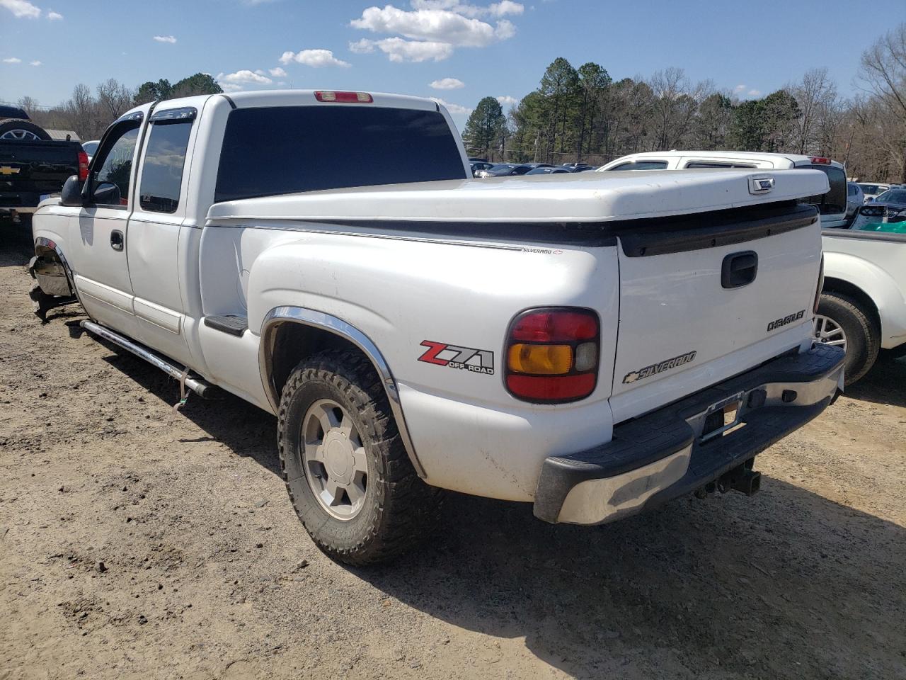 Photo 3 from auction – 2004 CHEVROLET 1500 with VIN 1GCEK19T44Z150147