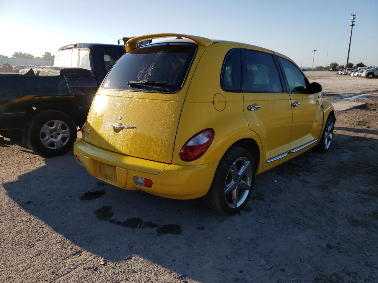 Photo 4 from auction – 2006 CHRYSLER PT CRUISER with VIN 3A8FY58B36T259141