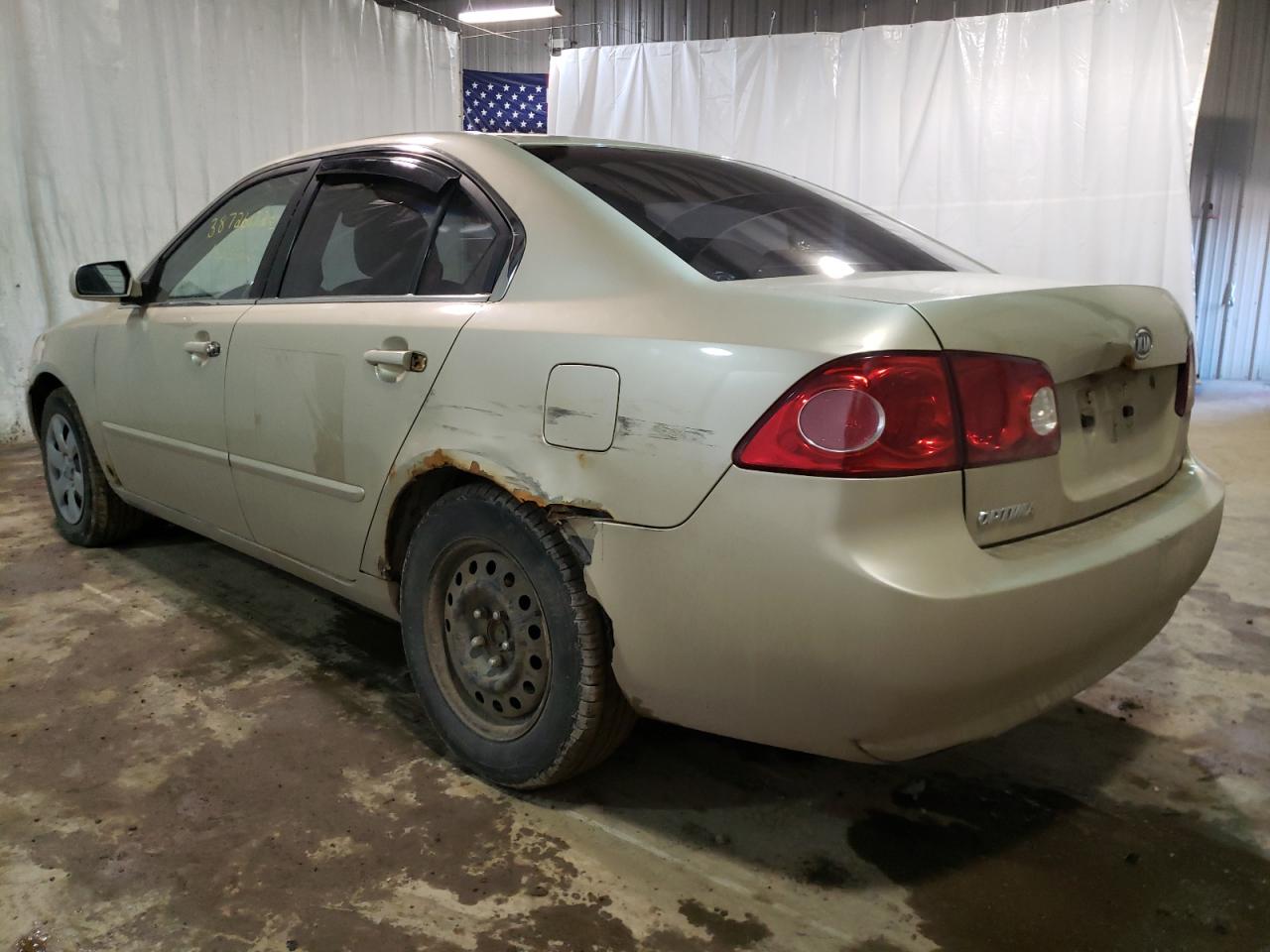Photo 3 from auction – 2006 KIA OPTIMA LX with VIN KNAGE123765061674