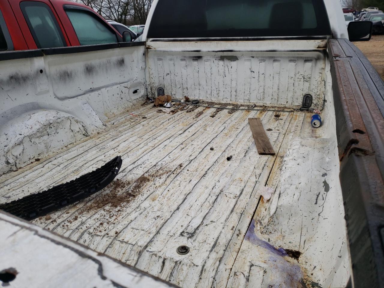 Photo 6 from auction – 2011 FORD F150 with VIN 1FTNF1CFXBKD76531