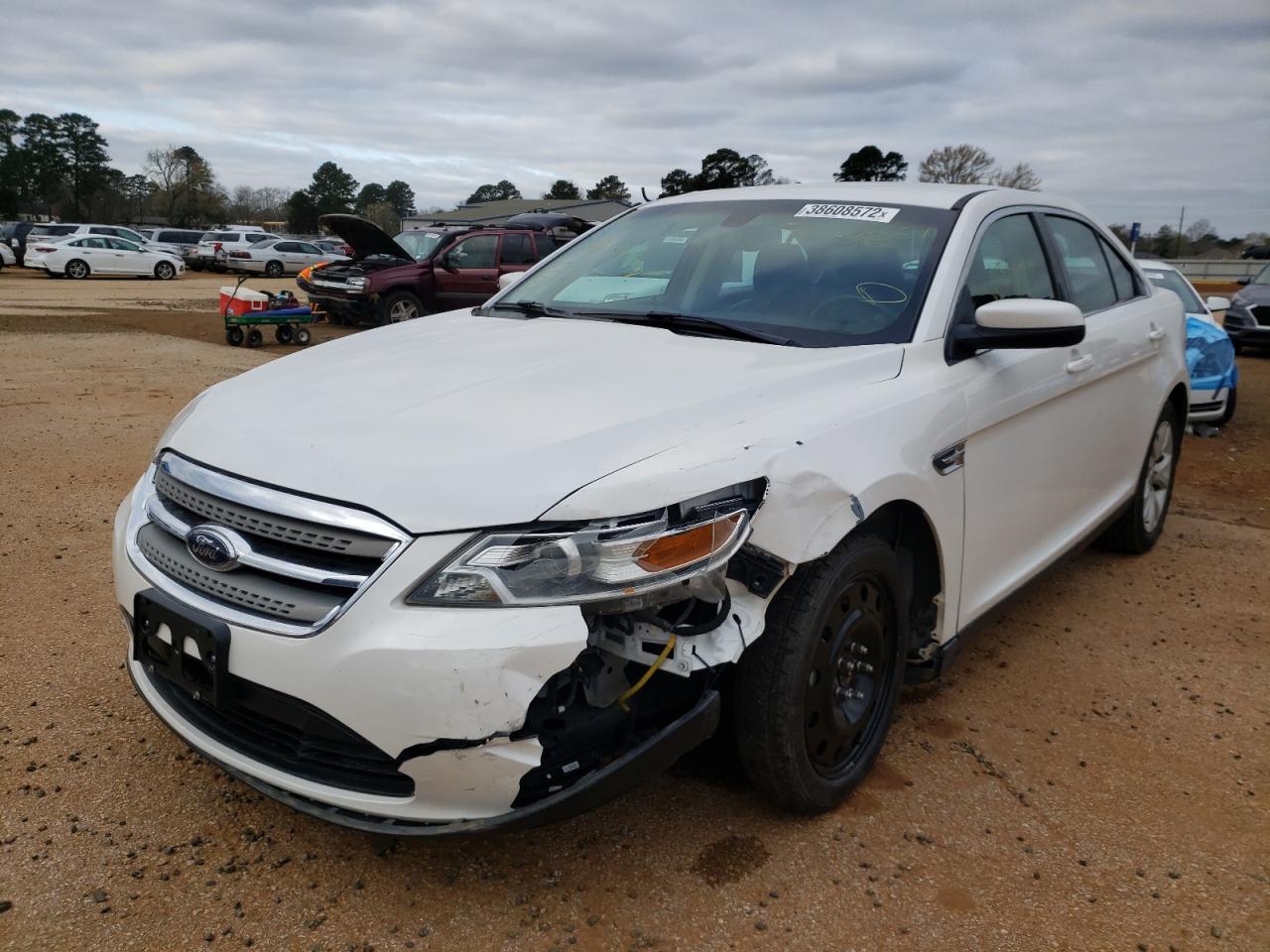 Photo 2 from auction – 2010 FORD TAURUS SEL with VIN 1FAHP2EW8AG145051
