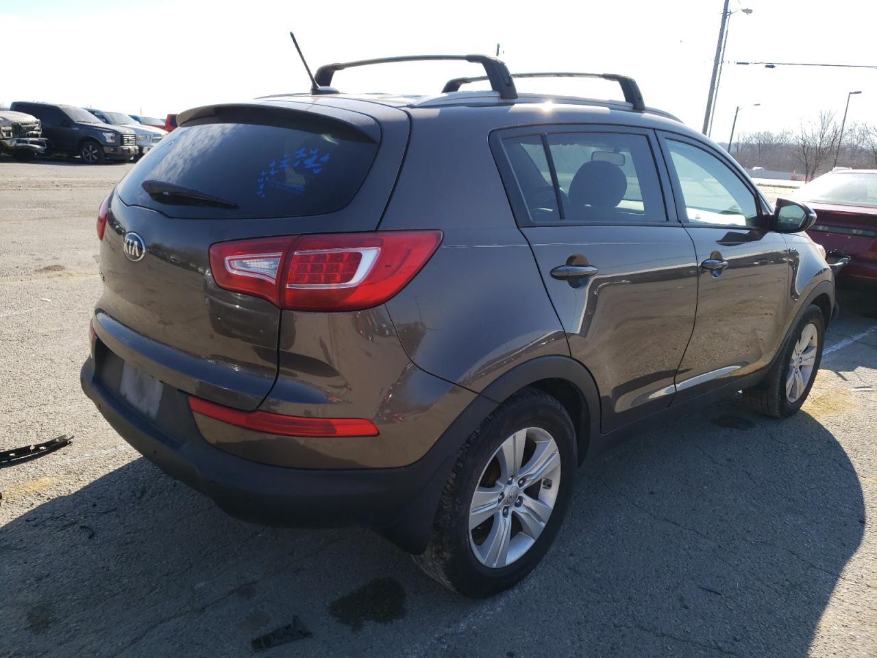 Photo 4 from auction – 2013 KIA SPORTAGE L with VIN KNDPBCA26D7370702