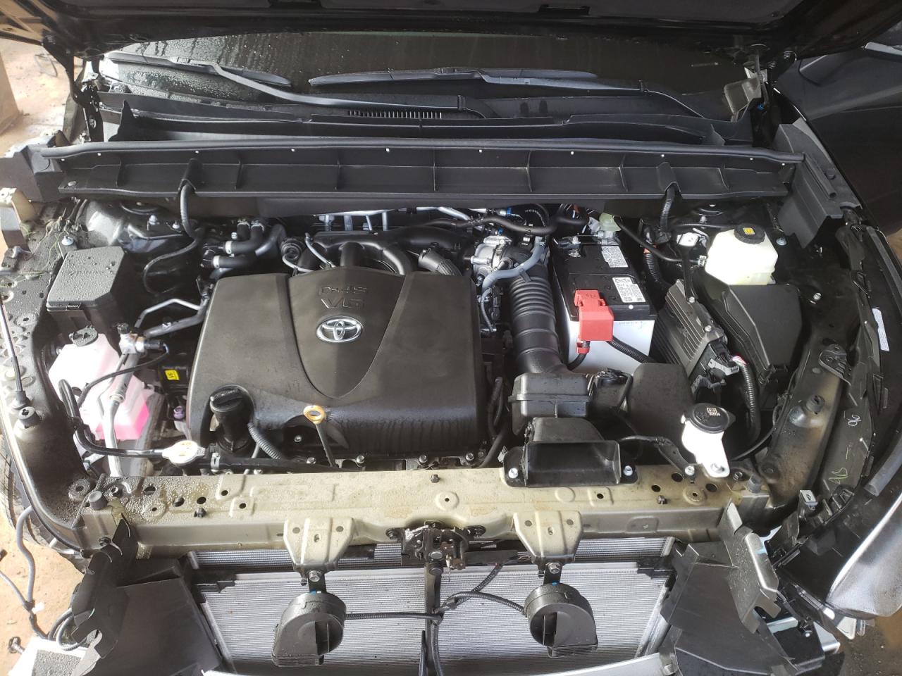 Photo 7 from auction – 2022 TOYOTA HIGHLANDER with VIN 5TDCZRBH1NS174741