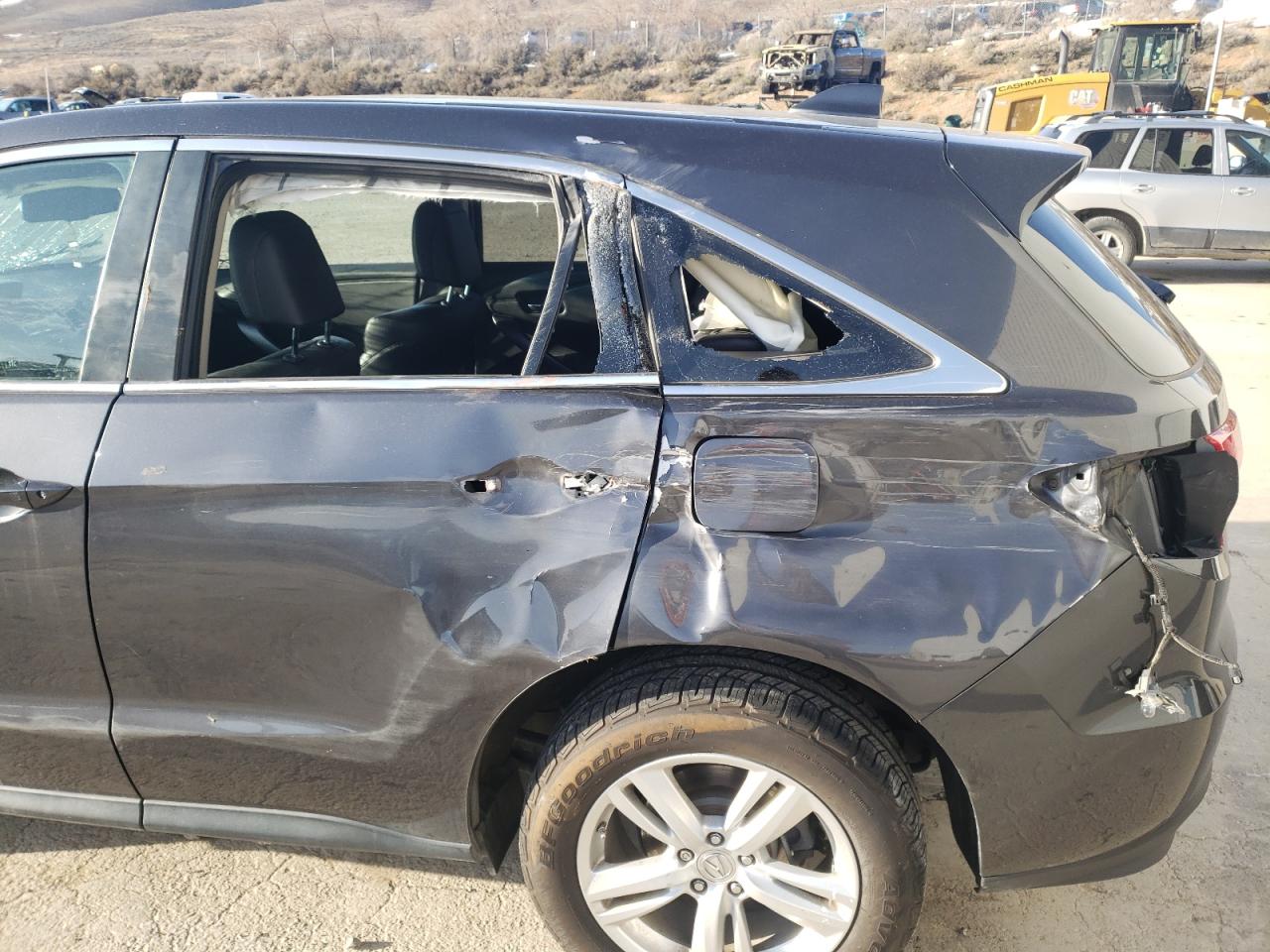 Photo 9 from auction – 2015 ACURA RDX with VIN 5J8TB4H37FL009753