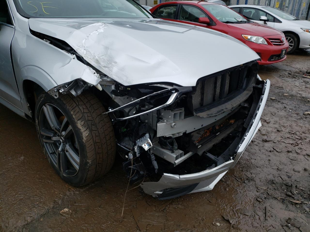 Photo 9 from auction – 2018 VOLVO XC60 T5 with VIN LYV102RK4JB096689
