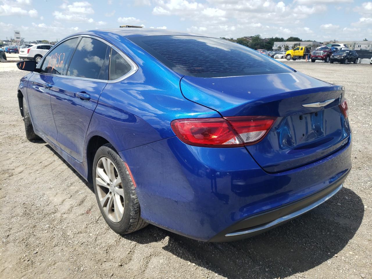Photo 3 from auction – 2016 CHRYSLER 200 LIMITE with VIN 1C3CCCAB7GN107778