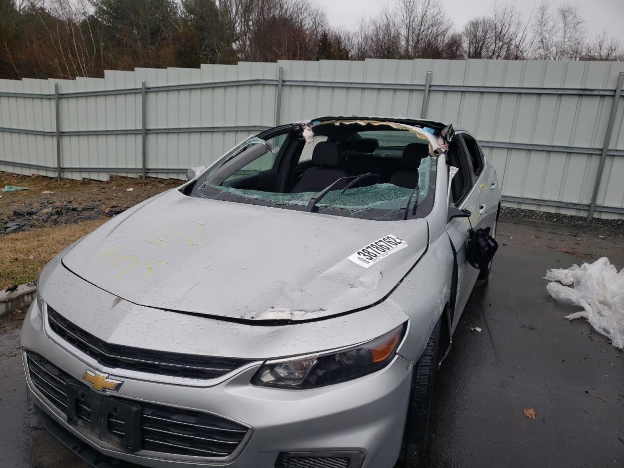 Photo 9 from auction – 2016 CHEVROLET MALIBU LT with VIN 1G1ZE5ST6GF335325