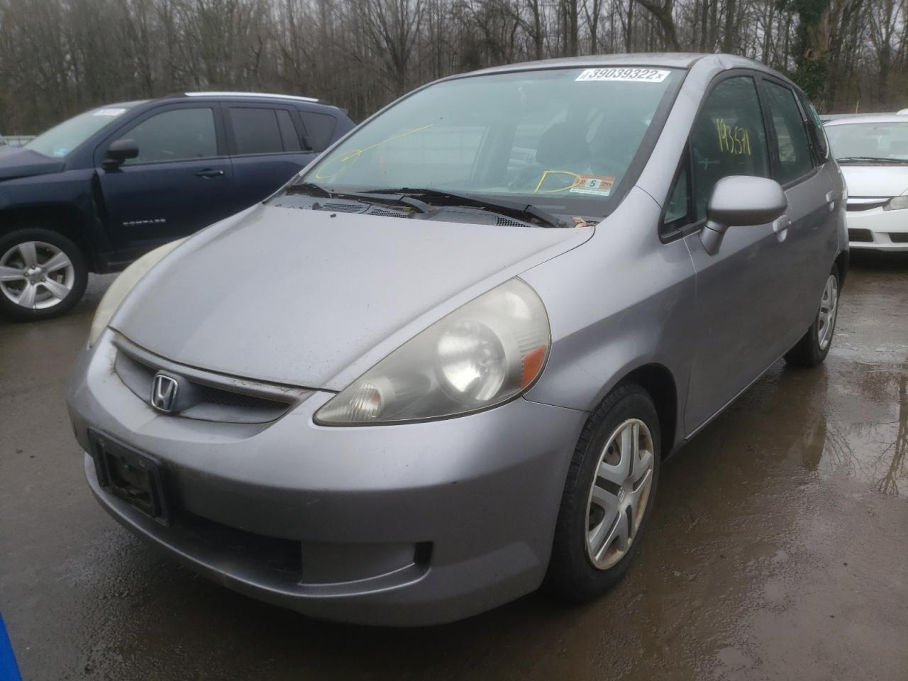 Photo 2 from auction – 2007 HONDA FIT with VIN JHMGD37447S045534