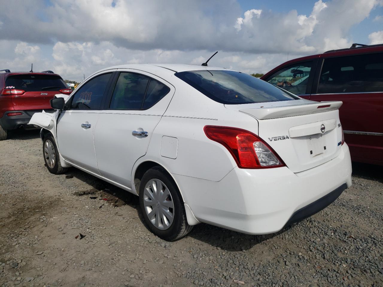 Photo 3 from auction – 2015 NISSAN VERSA S with VIN 3N1CN7APXFL831507