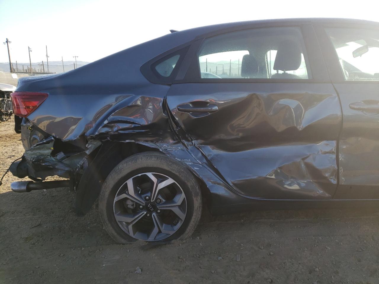Photo 9 from auction – 2020 KIA FORTE FE with VIN 3KPF24AD6LE202348