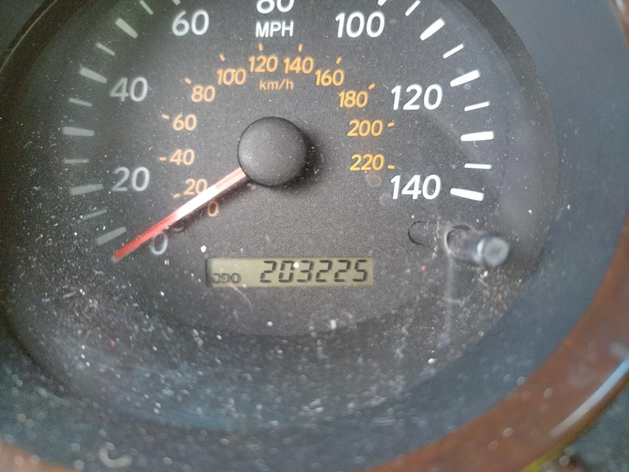Photo 8 from auction – 2002 TOYOTA HIGHLANDER with VIN JTEGF21A020049696