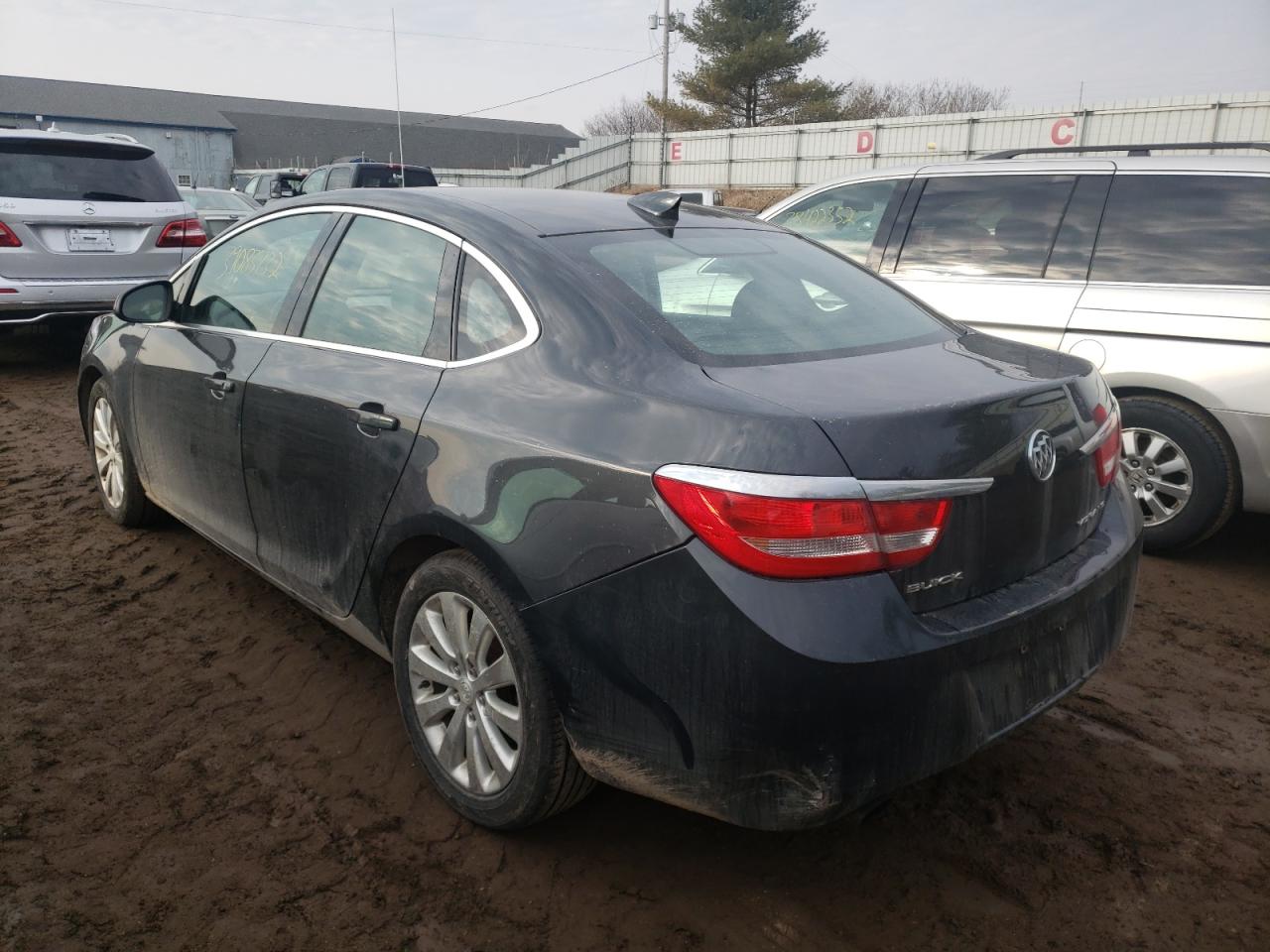 Photo 3 from auction – 2015 BUICK VERANO with VIN 1G4PP5SK4F4205548