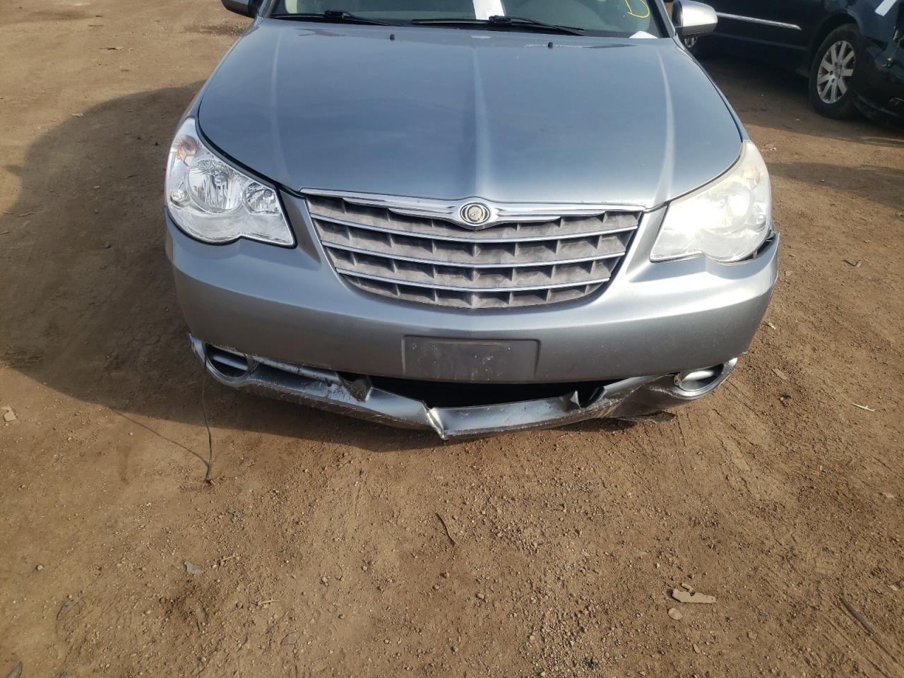 Photo 9 from auction – 2010 CHRYSLER SEBRING LI with VIN 1C3CC5FB6AN133672