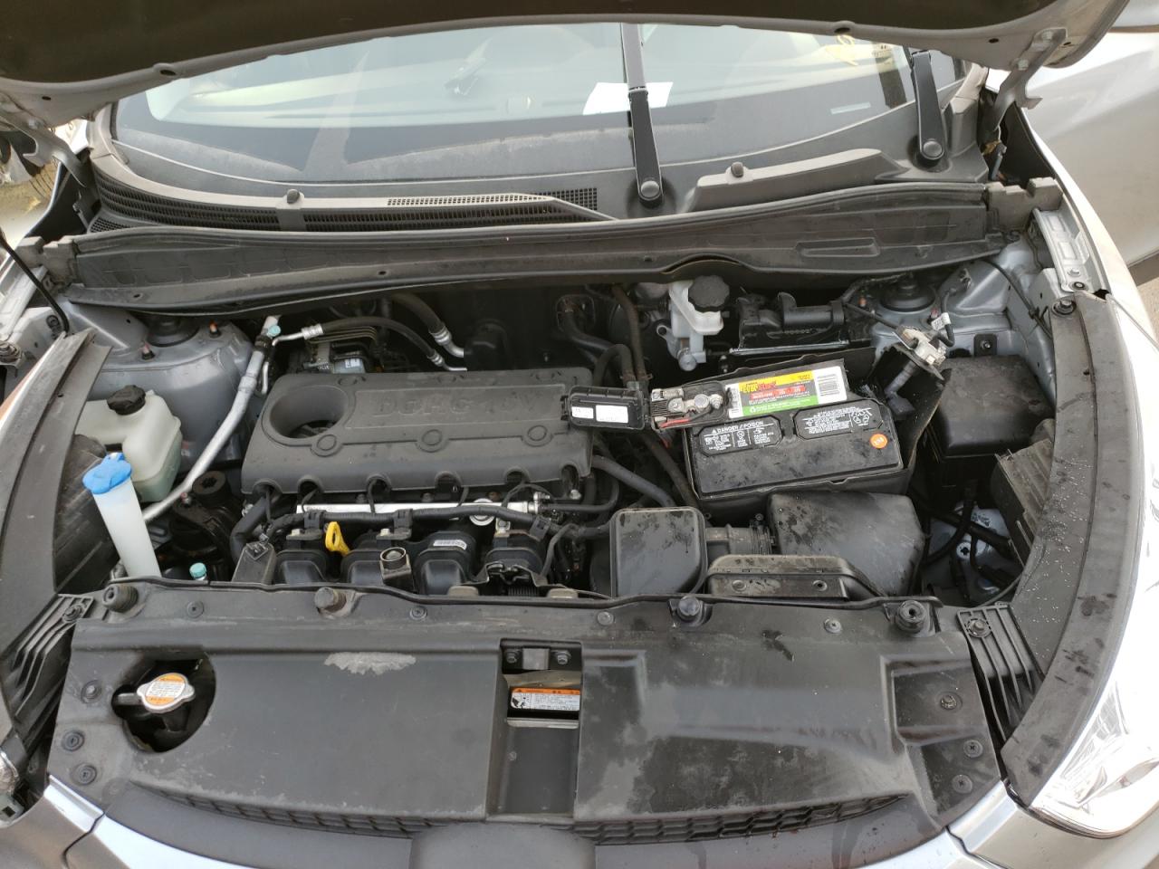 Photo 7 from auction – 2012 HYUNDAI TUCSON GLS with VIN KM8JU3AC2CU321193