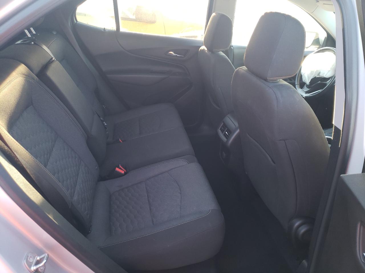 Photo 6 from auction – 2018 CHEVROLET EQUINOX LT with VIN 2GNAXJEV7J6288433
