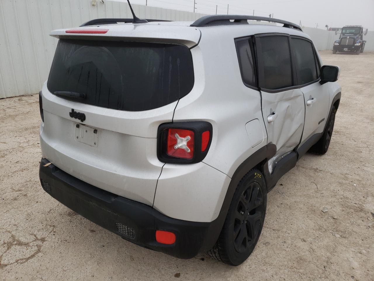 Photo 4 from auction – 2017 JEEP RENEGADE L with VIN ZACCJABB7HPG60167