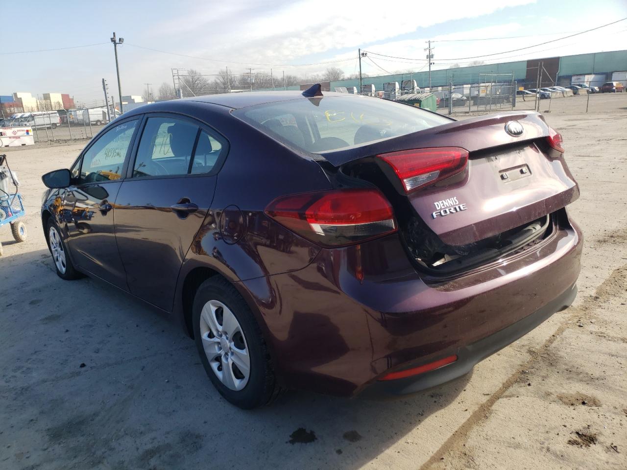 Photo 3 from auction – 2017 KIA FORTE LX with VIN 3KPFK4A77HE129542